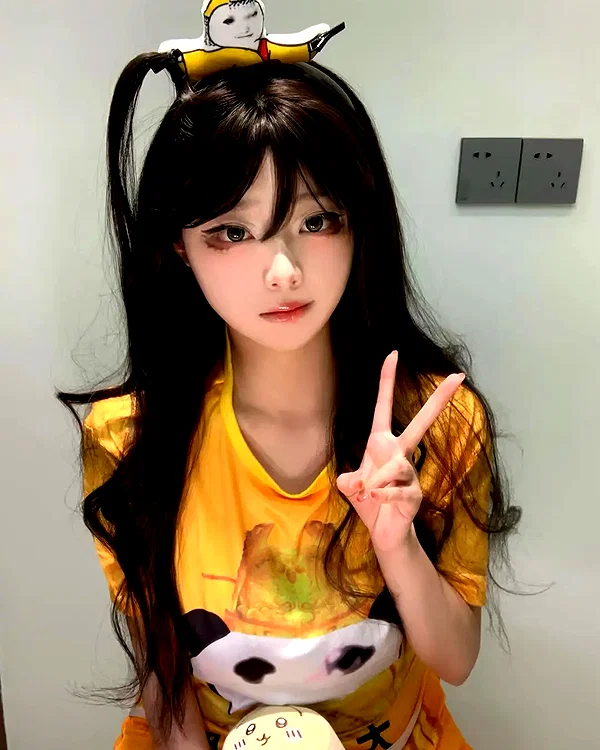 yingyinng_ instagram image archive image