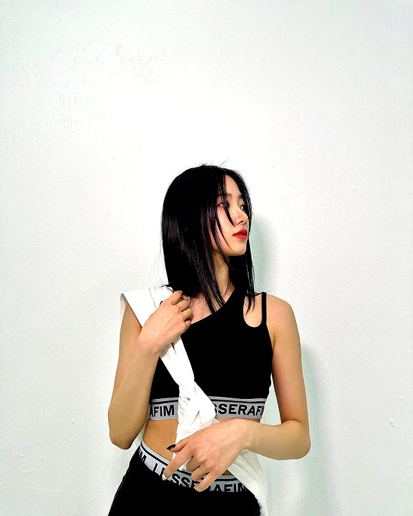 zuhazana instagram image archive image