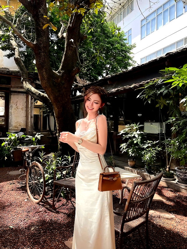 lyhythuedoxinh instagram image archive image