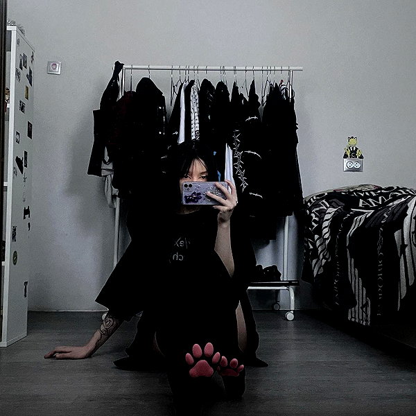 glowmoonshorty instagram image archive image