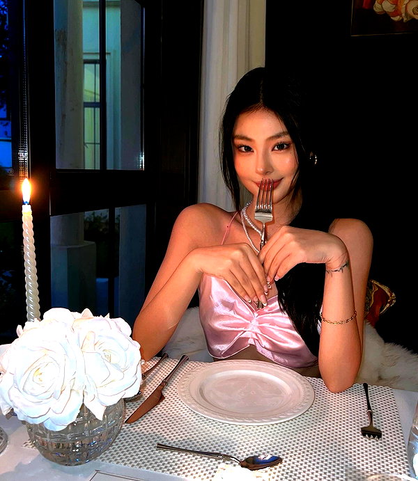 ll.lu1s instagram image archive image