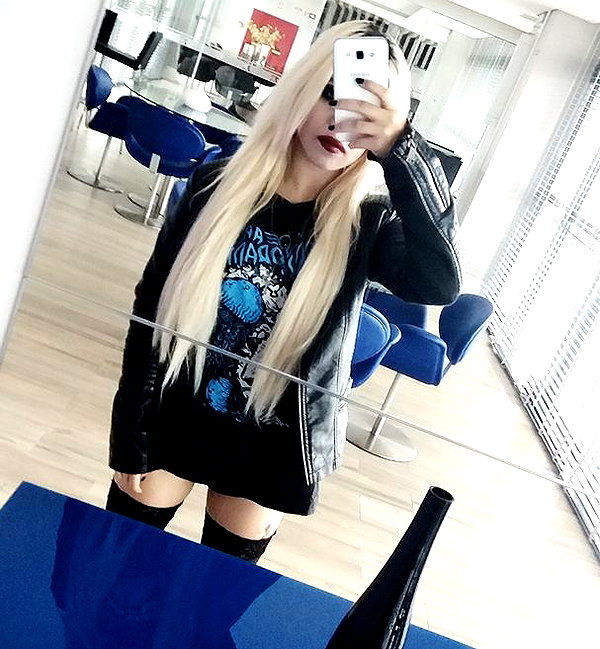 lucychernov instagram image archive image