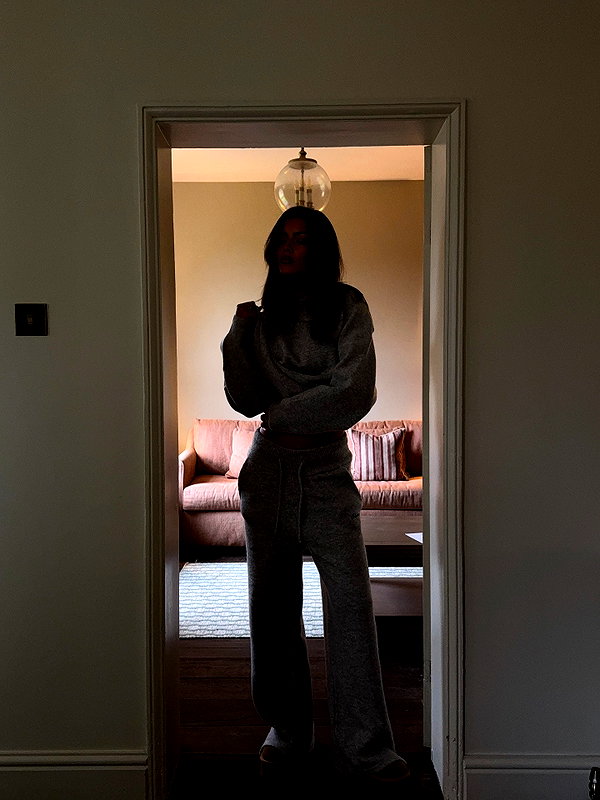 oliviaphillipps instagram image archive image