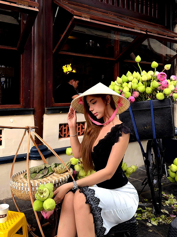 lyhythuedoxinh instagram image archive image