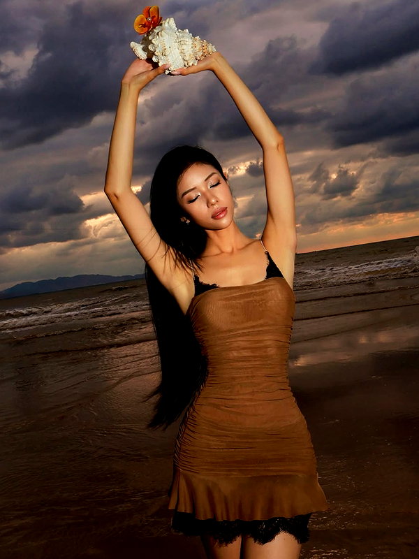 lyhythuedoxinh instagram image archive image