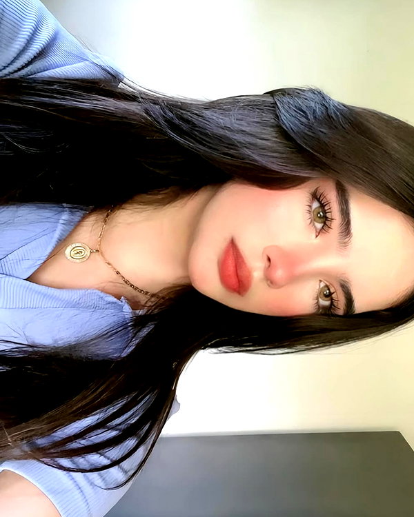 baddiesessence instagram image archive image