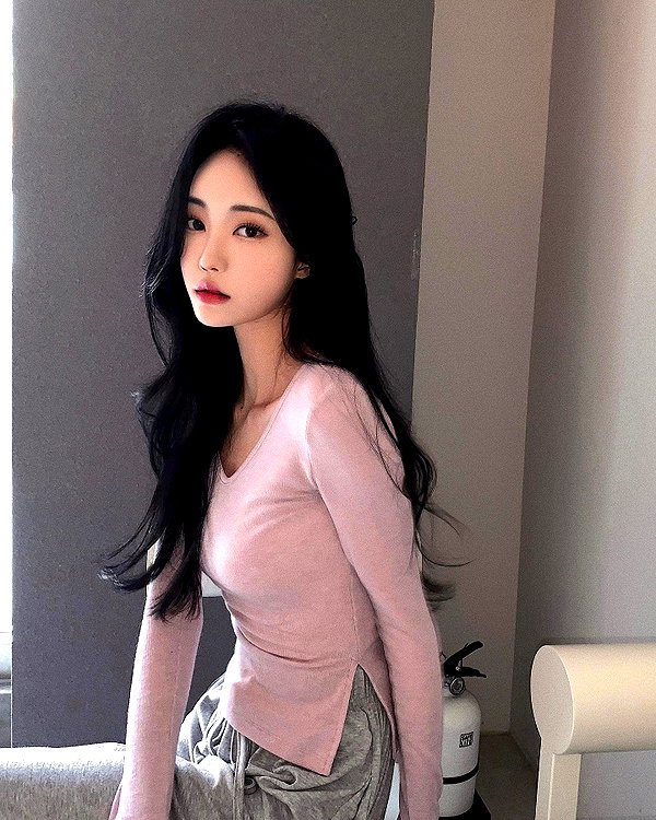 daxbin instagram image archive image