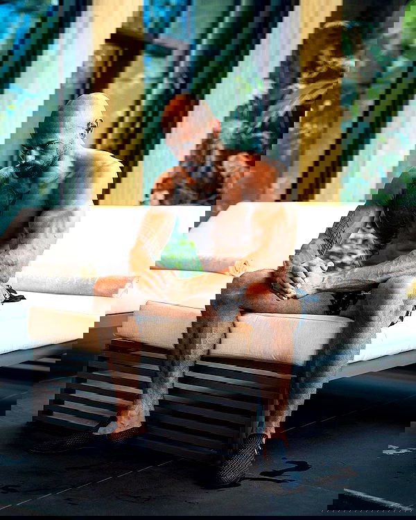 tateauraa tateauraa archive image