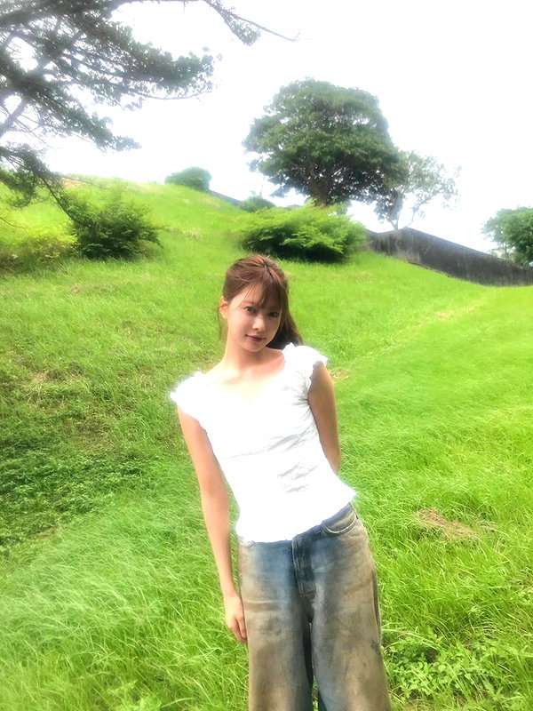 hhh.e_c.v instagram image archive image
