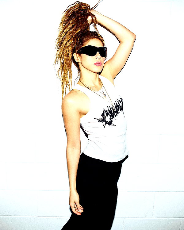 shakira instagram image archive image