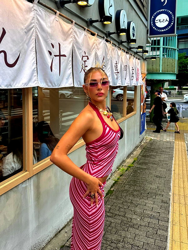 maya.keyy instagram image archive image