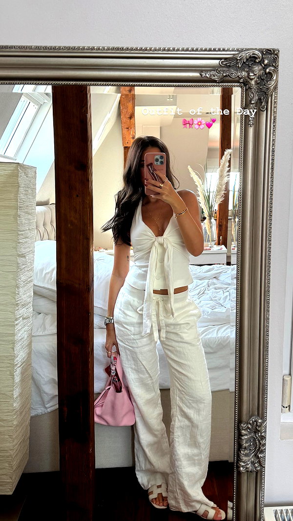 zoeliss instagram image archive image