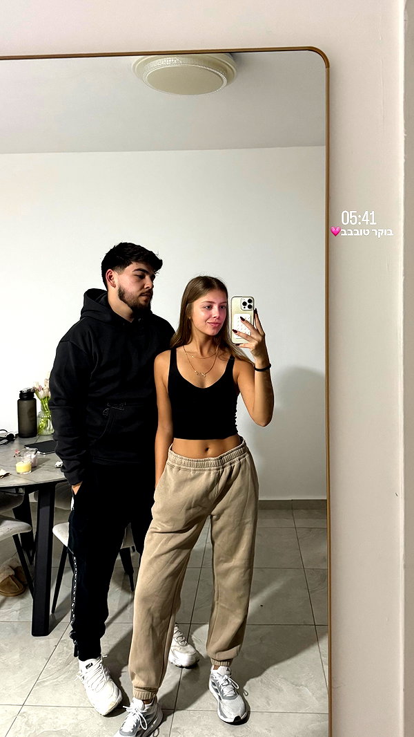 mishel_d_ instagram image archive image