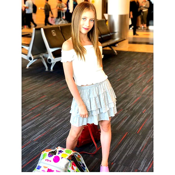 ellianawalmsley instagram image archive image