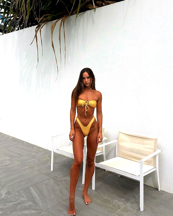 olivia.mathers instagram image archive image