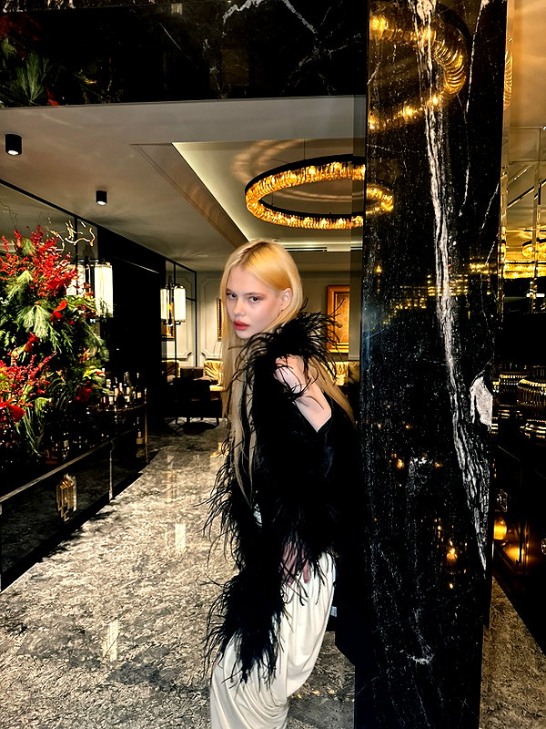 alisen.mari instagram image archive image
