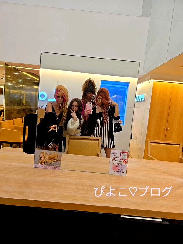 Archived image from @piyokoblog on Instagram