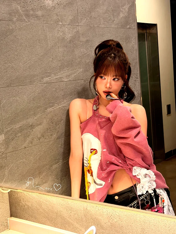 hhh.e_c.v instagram image archive image