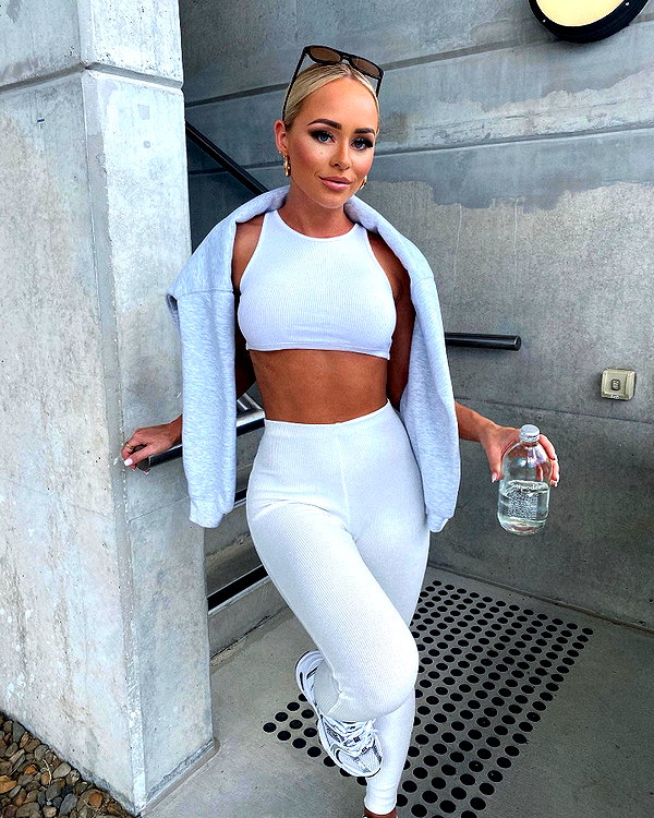 allieauton instagram image archive image