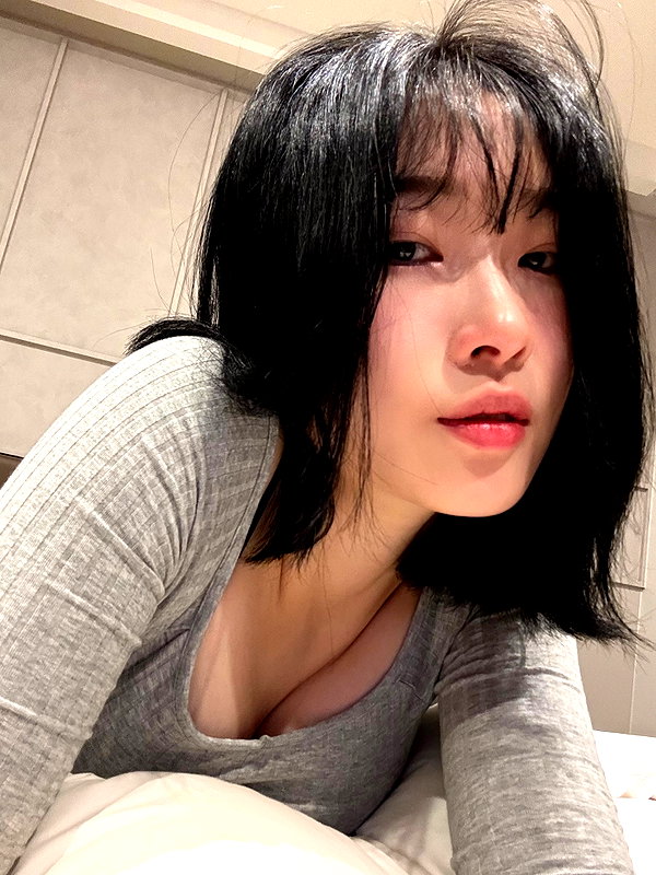 its.yeonimom instagram image archive image