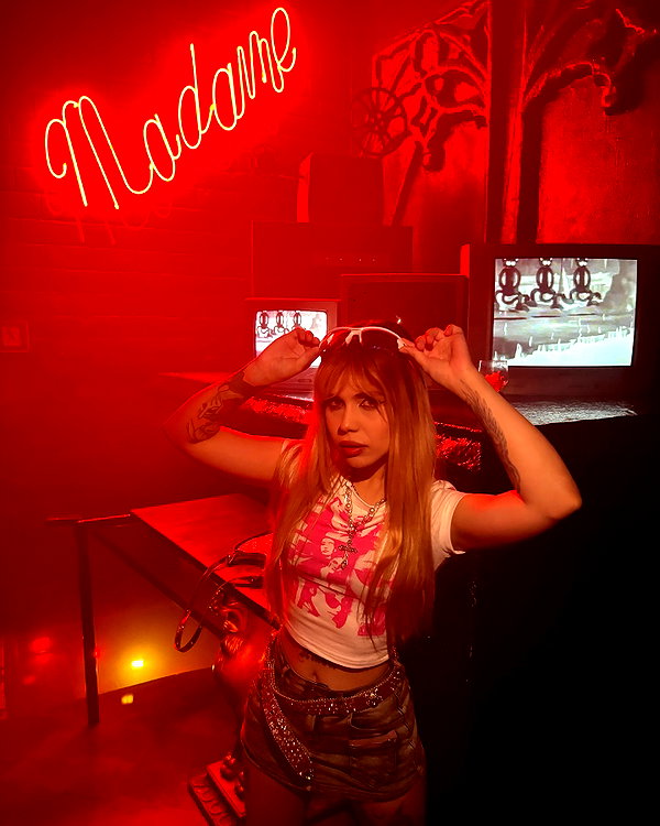 lucychernov instagram image archive image