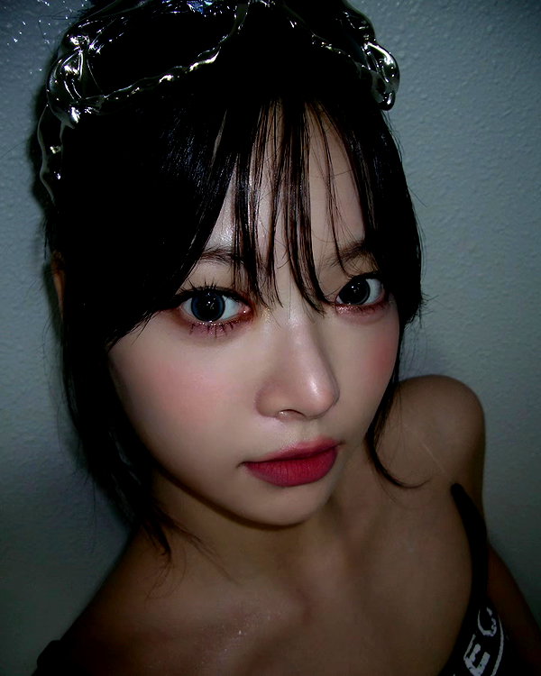 hhh.e_c.v instagram image archive image