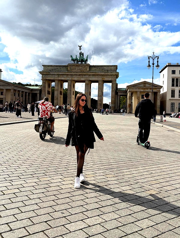 nicole.shpo instagram image archive image