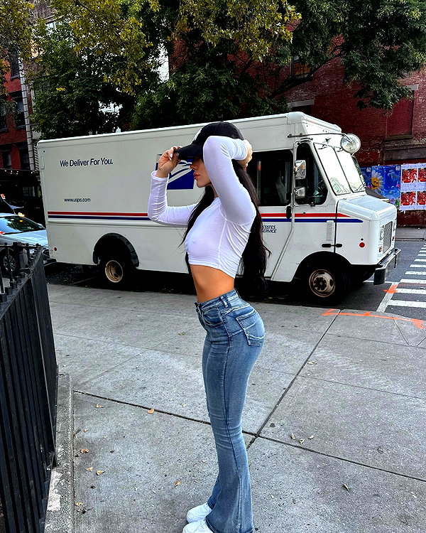 vanessa.rhd instagram image archive image