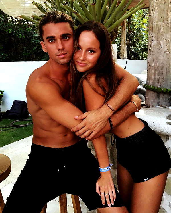 olivia.mathers instagram image archive image