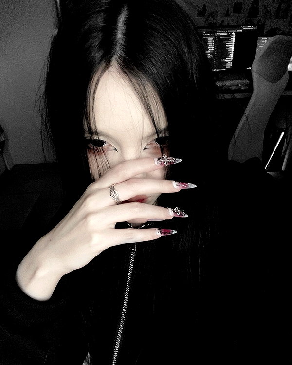 glowmoonshorty instagram image archive image