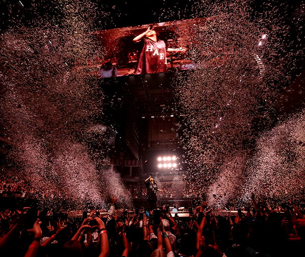 billieeilish instagram image archive image