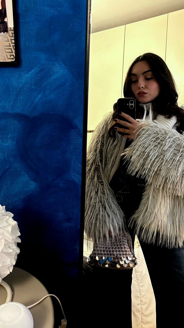 annabottoo instagram image archive image