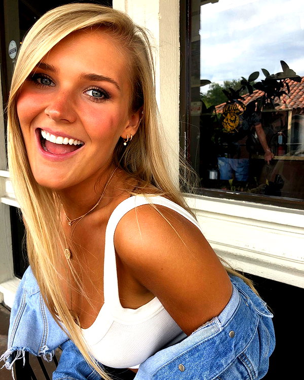 allie_dunn instagram image archive image