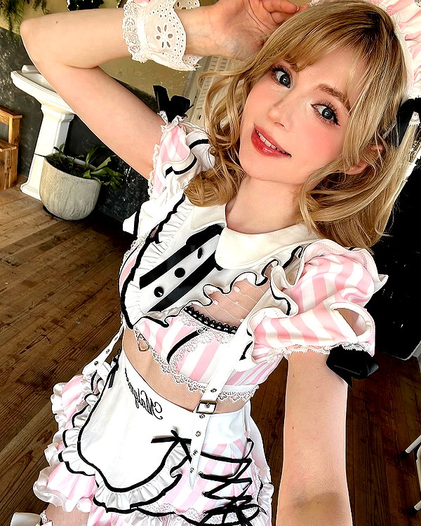 peachmilky_ instagram image archive image
