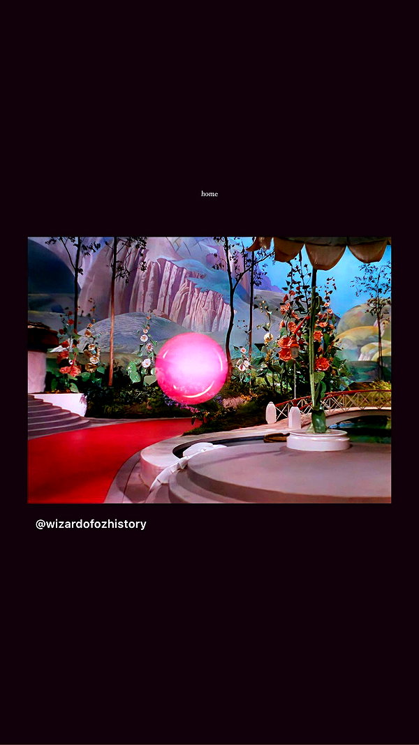 arianagrande instagram image archive image