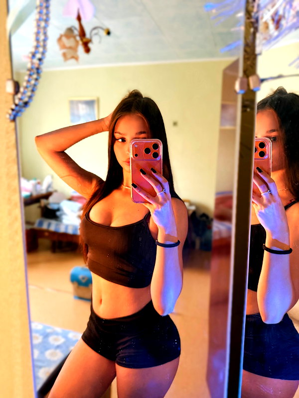 arti_0._.0 instagram image archive image