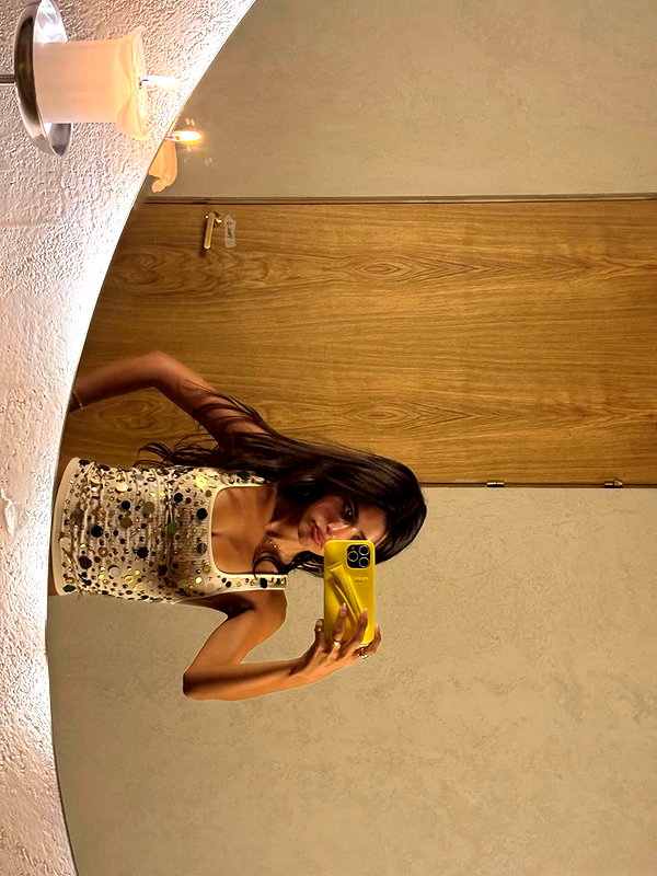 ainaratorneg instagram image archive image
