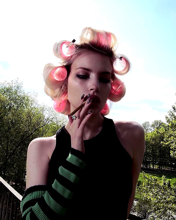 alien.hanna instagram image archive image