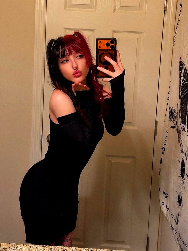 luucifina instagram image archive image