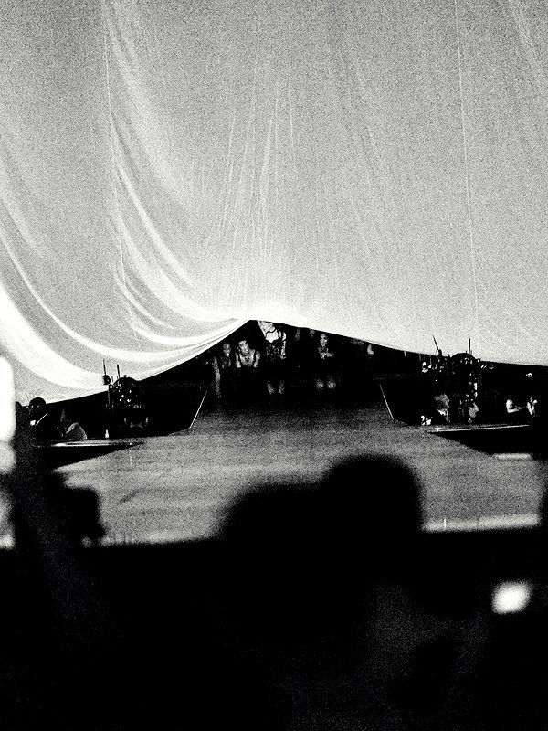 arianagrande instagram image archive image