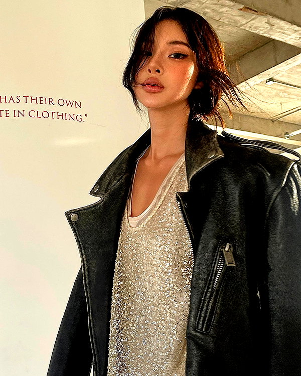 ll.lu1s instagram image archive image