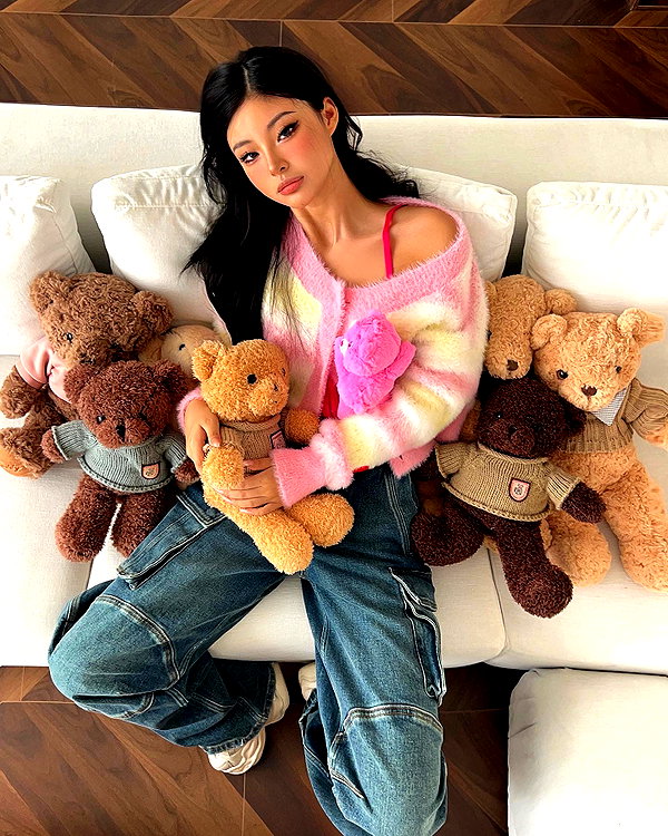 ll.lu1s instagram image archive image