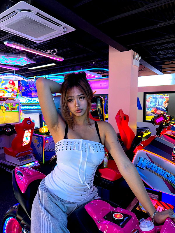 cellow111 instagram image archive image