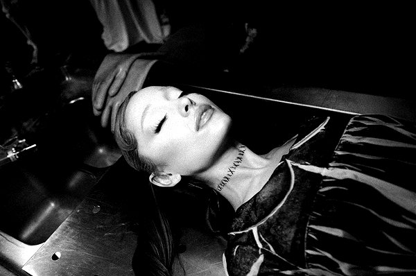 arianagrande instagram image archive image