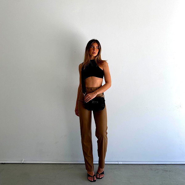 dekota_thompson instagram image archive image