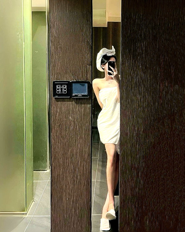 _suxung instagram image archive image