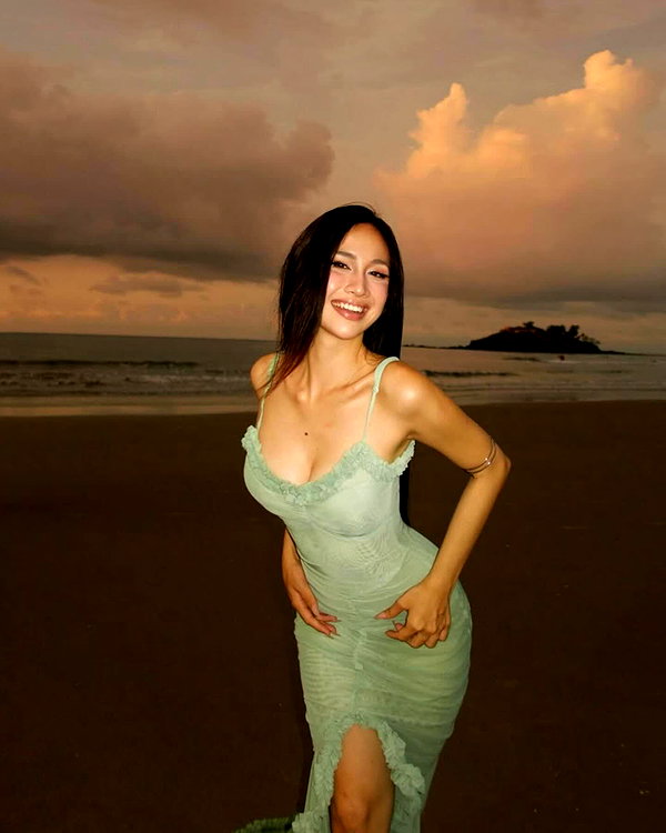 lyhythuedoxinh instagram image archive image