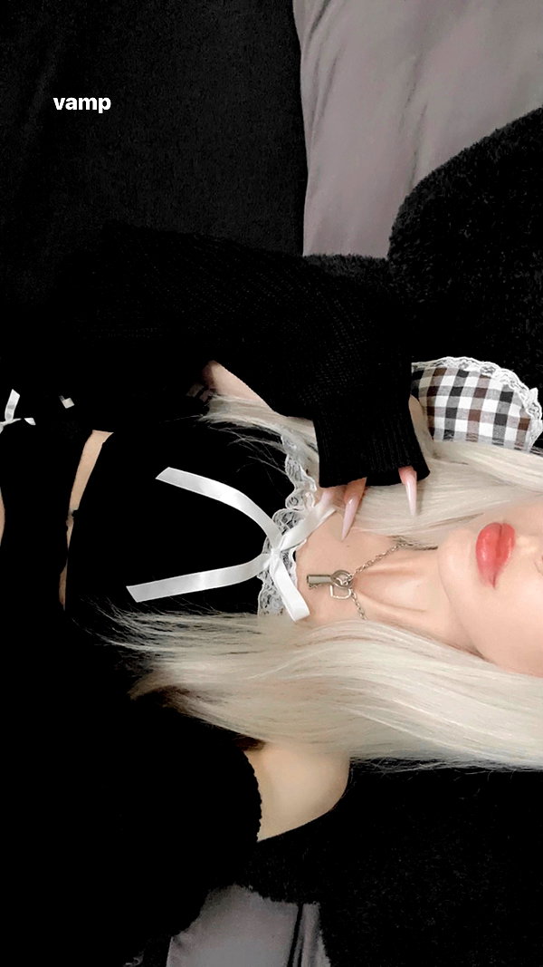 _lia.moon archive image