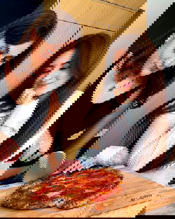 giuliahere giuliahere archive image