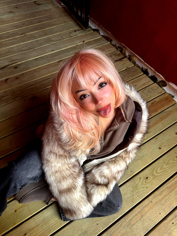 v.qx instagram image archive image